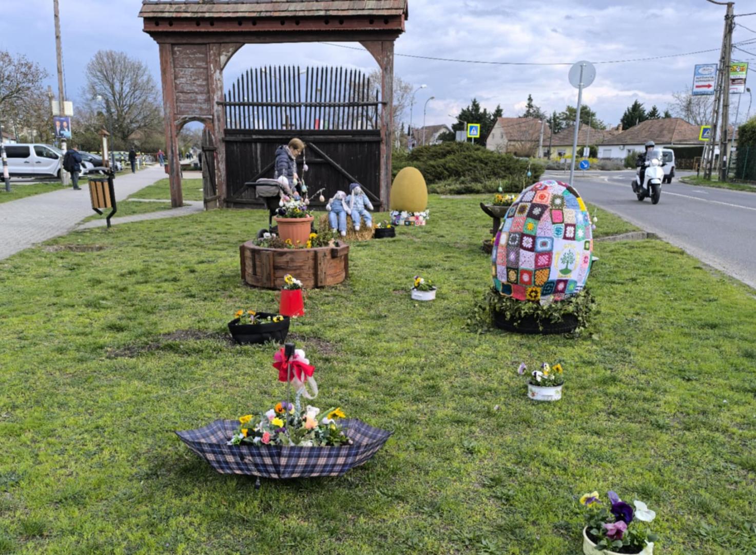 Húsvéti dekoráció a városban - 2026.